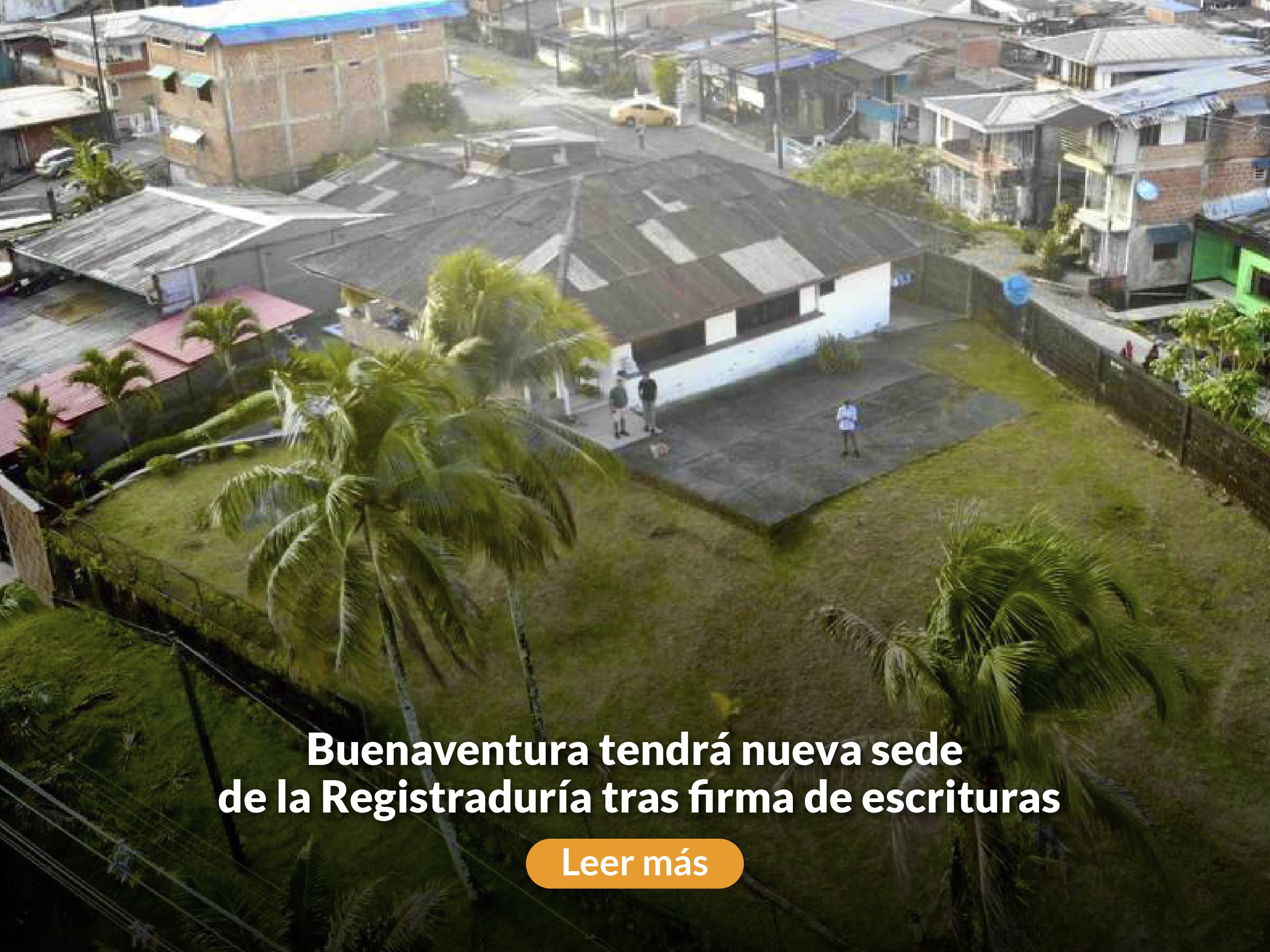 Imagen de una construcción desde el cielo.