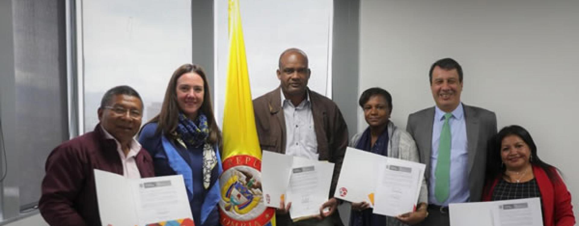 Entrega de estudios y diseños de proyectos