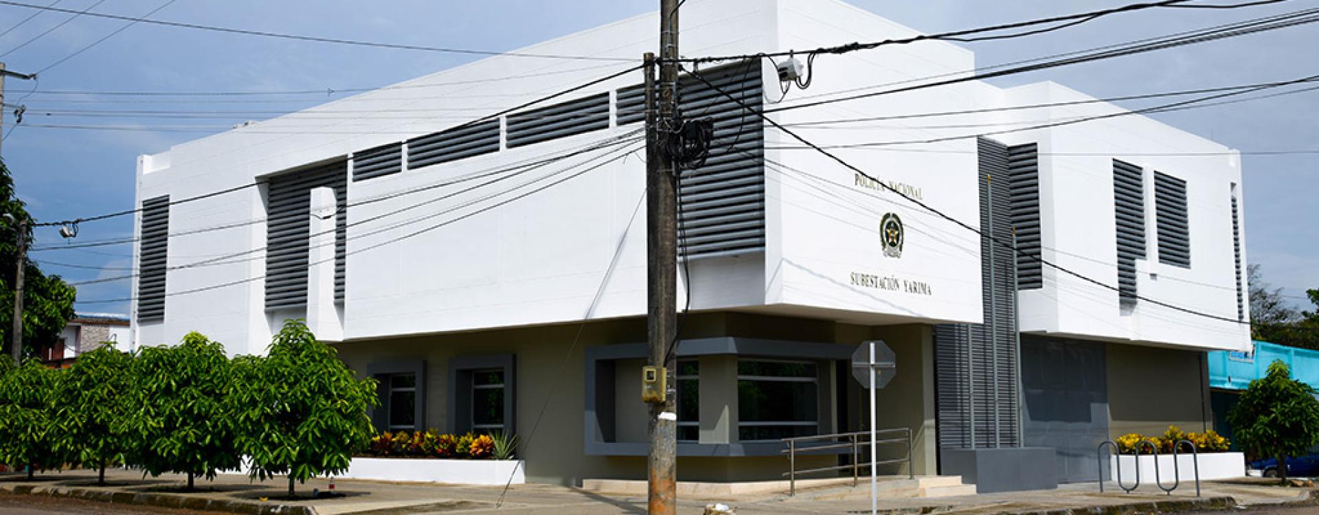 Edificio de la estación de Policía.