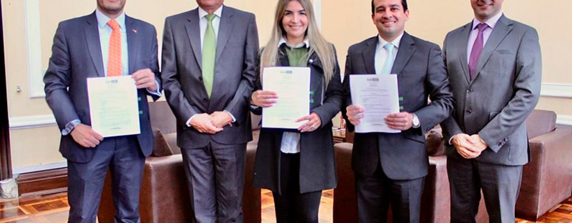 Foto del equipo que asistió al evento