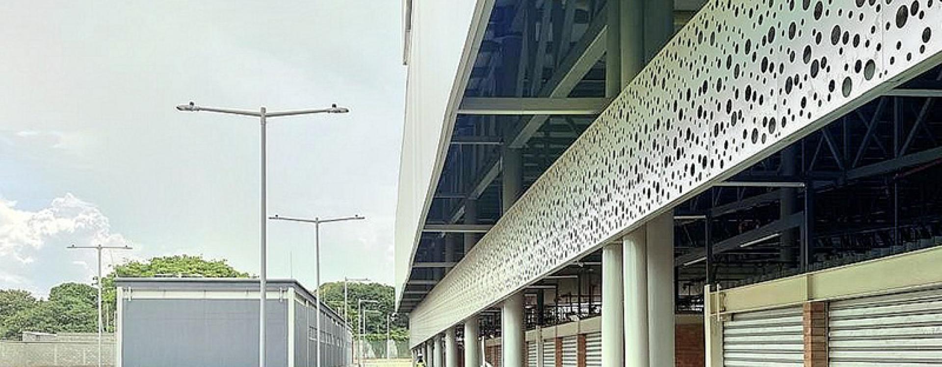 Construcción del mercado plaza.