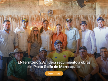 Foto de protocolo del equipo de trabajo que lidera el seguimiento.