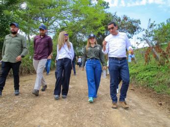 Visita Pacto Santander