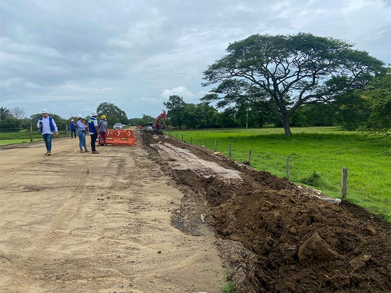 Obras de conectividad vial y mitigación de inundaciones transforman vidas en el sur de Bolívar 