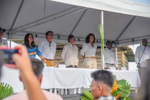 Visita Presidente Bahía Solano